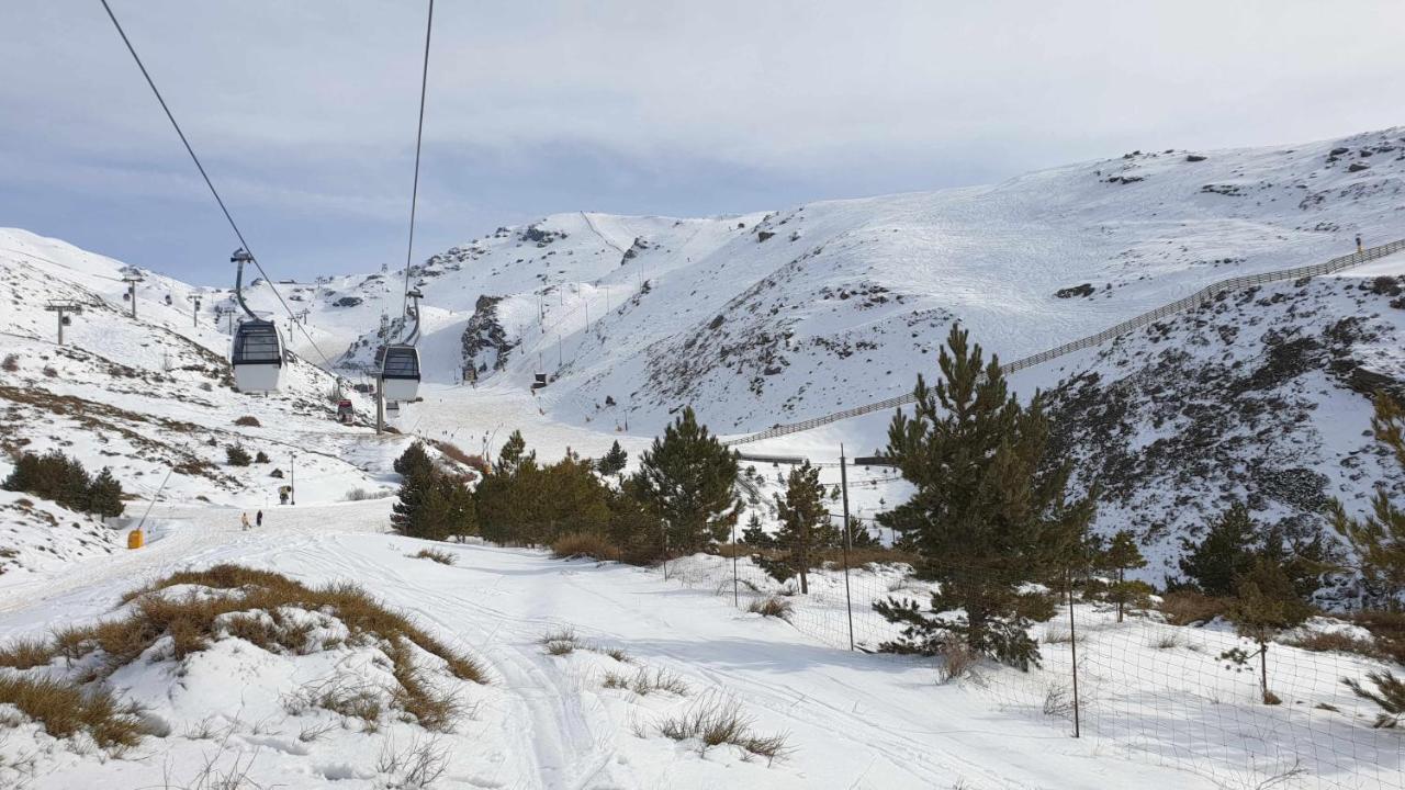 Estudio Mariposa Sierra Nevada Buitenkant foto
